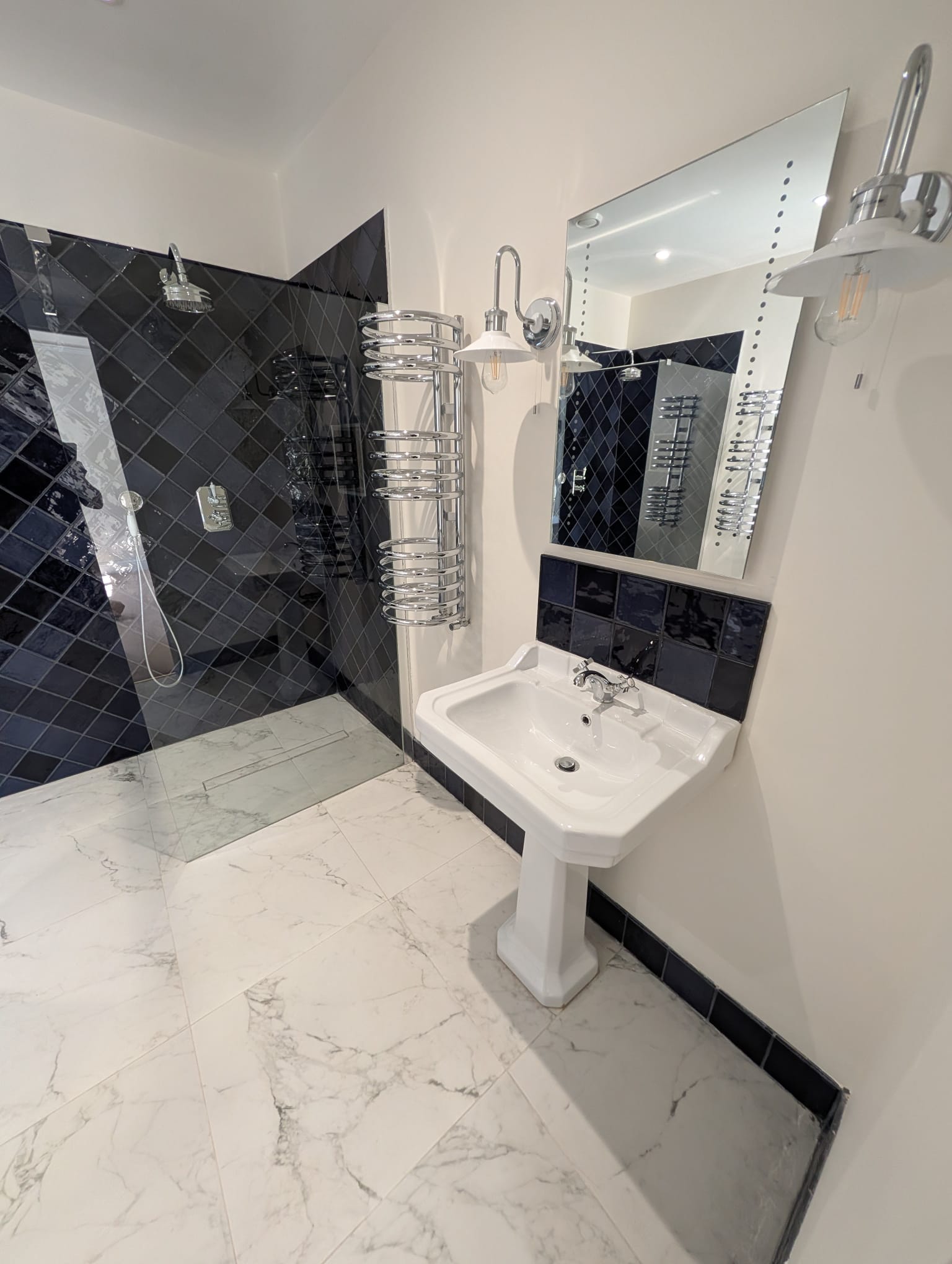 Navy diamond shower with chrome heated rail